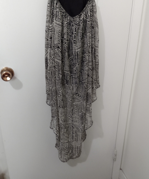 Mini drop hem 👗 dress - Picture 3 of 4